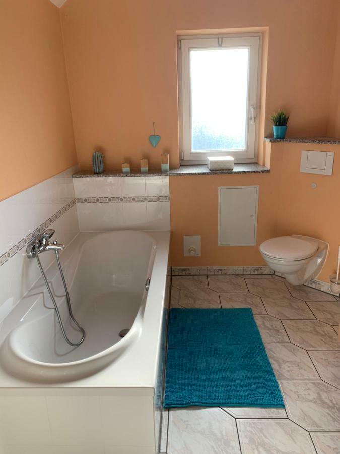 Ferienwohnung Bluetenstadt Leichlingen Buitenkant foto